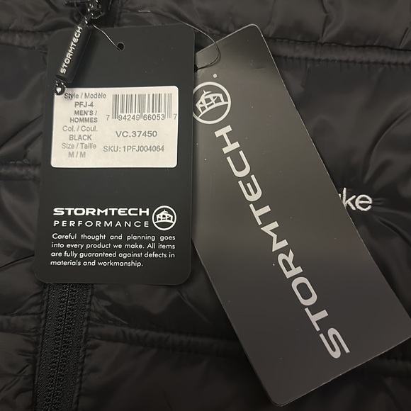 StormTech (snowflake jacket) ❄️ - Picture 2 of 2